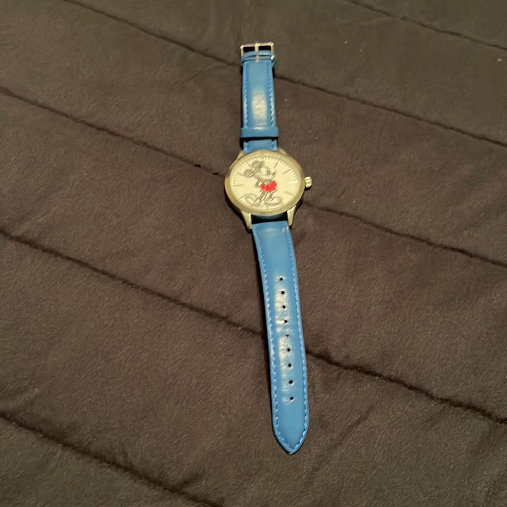 Vintage Leather Disney Mickey watch (unisex)